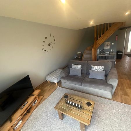 Widgeon Bespoke Cabin Is Lakeside With Private Fishing Peg, Hot Tub Situated At Tattershall Lakes Country Park Exteriér fotografie